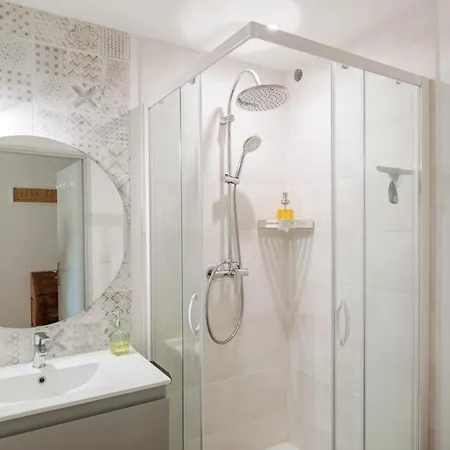 Le Solaret Alojamento de Acomodação e Pequeno-almoço Sète