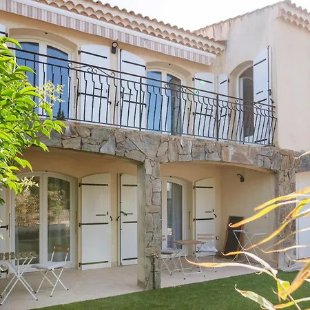 Oda ve Kahvaltı Le Solaret 3*